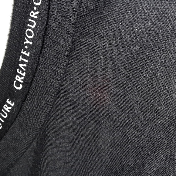 BlackCraft Hook & Eye Closure Girls Crop Top (Hot Topic Exclusive) - Picture 4 of 4